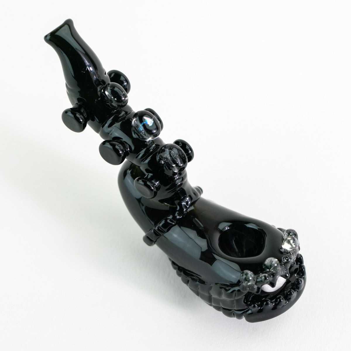 Pipa de mano 'Alien' que brilla en la oscuridad de Empire Glassworks