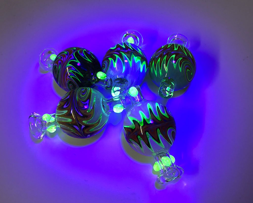 AFM UV Reactive Glass Carb Cap