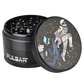 Pulsar 金屬研磨器 | 超級太空人