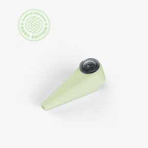 SOFTGLASS AURA TOKEN 手握菸斗